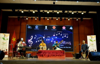India@75: Indian Cultural Troupe "Parinday" Performs in Vinh Phuc Province